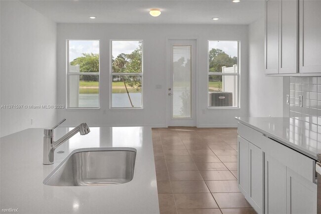 Building Photo - 3 br, 2.5 bath House - 6108 Rancho Lane 6108
