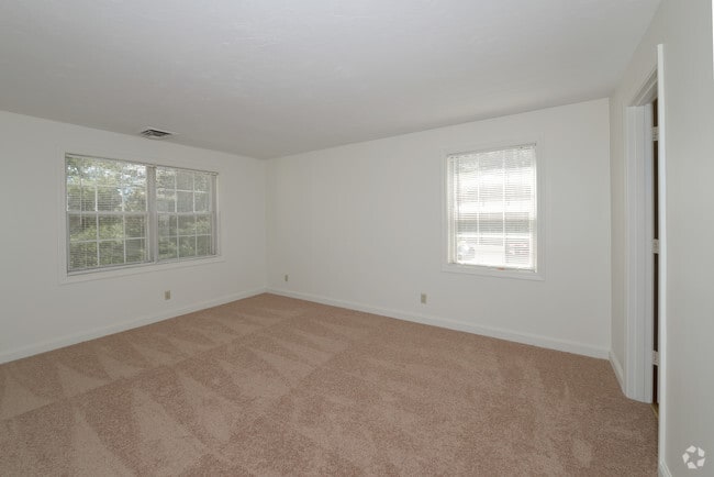 Interior Photo - ReNew Taunton Apartment Collection