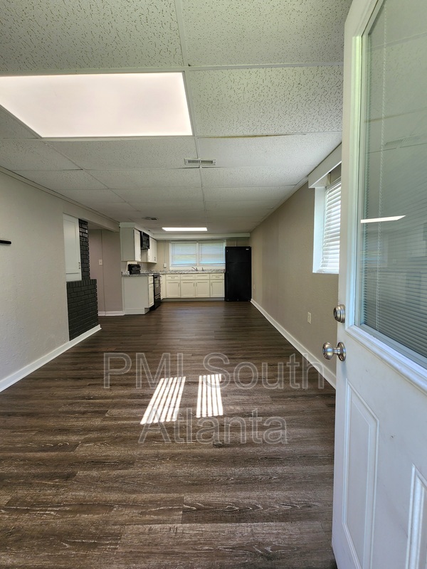 Foto del edificio - 2234 Hurt Rd SW