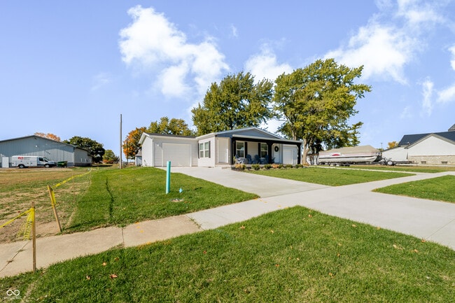 Building Photo - 340 S Walnut St