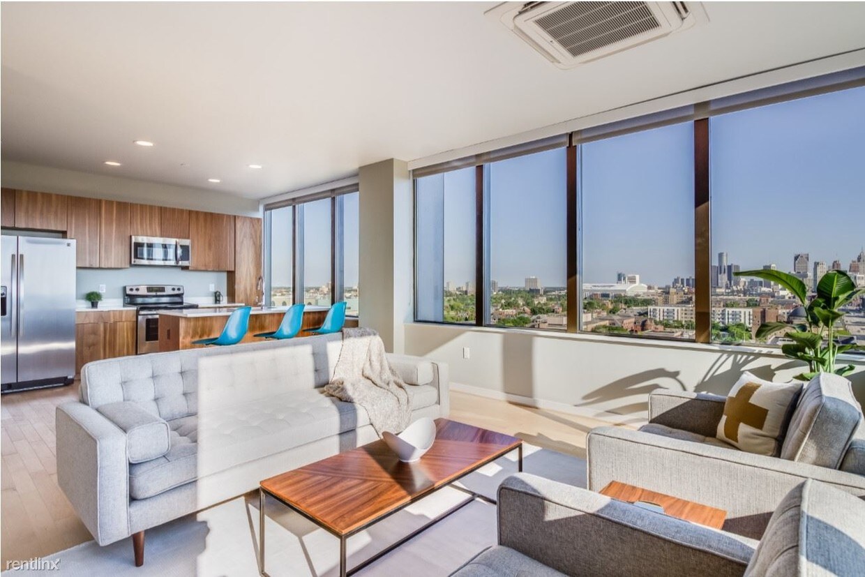 Foto principal - 3800 Woodward Ave