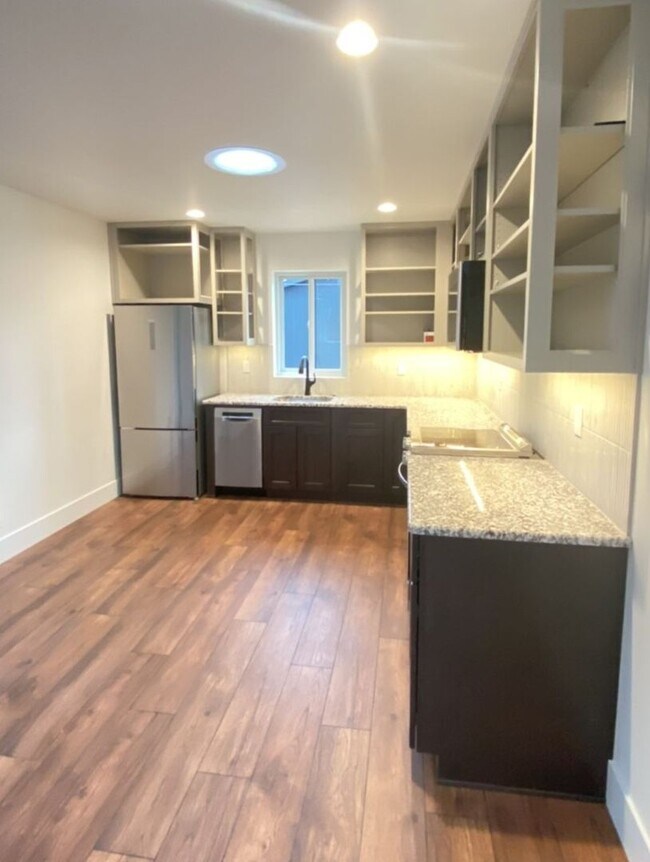 Foto del edificio - Adorable one bedroom one bathroom ADU!