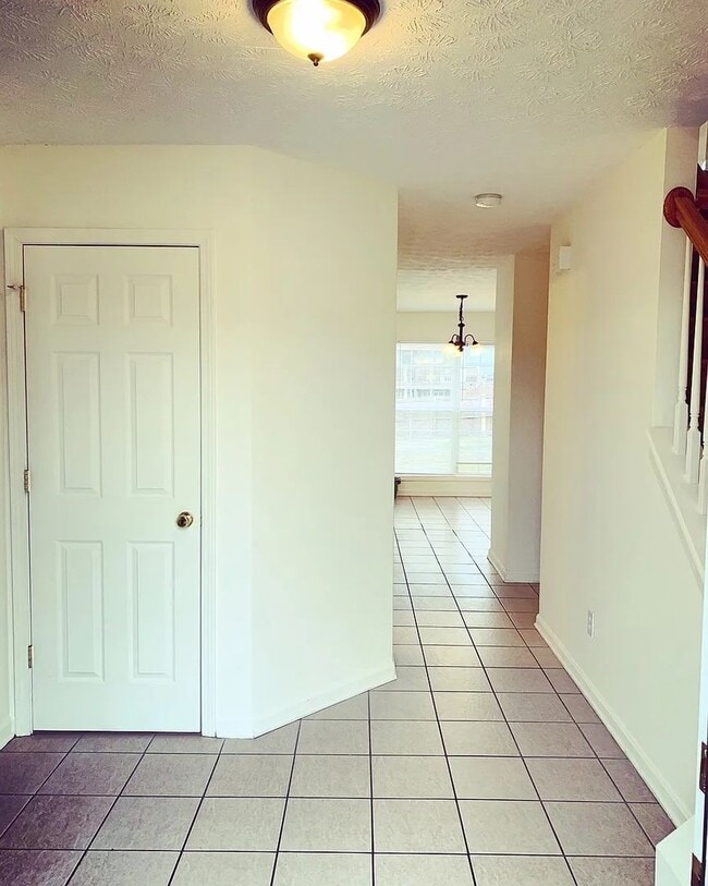 Building Photo - 8504 Bucking Trail Ct