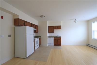 Building Photo - 509 Pleasant St