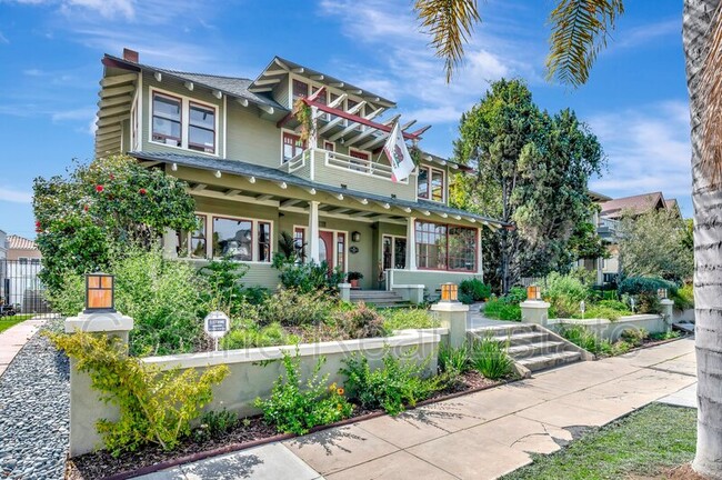 Building Photo - 1851 Sunset Blvd