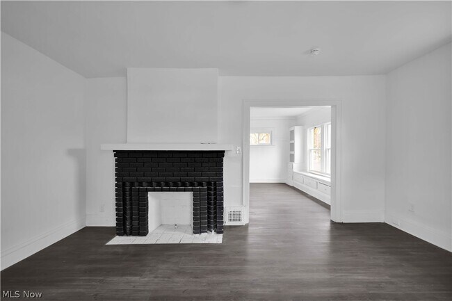 Foto del edificio - 13609 Edgewood Ave