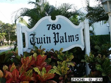 Building Photo - 780 10th Ave S