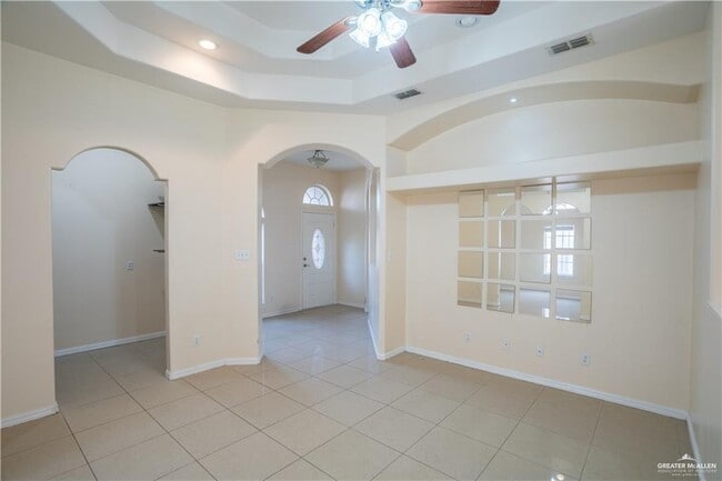 Building Photo - 22 San Gerardo St