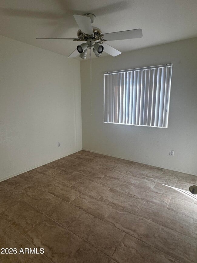 Foto del edificio - 5986 W Kesler Ln