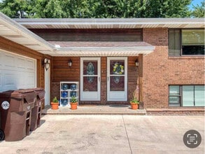 Building Photo - 7110 N Rockvale Dr