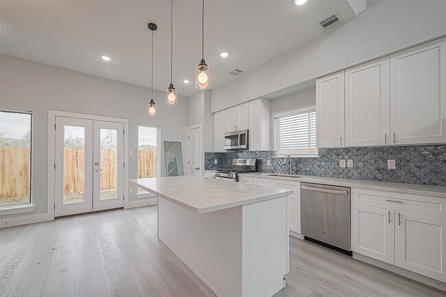 Foto del edificio - 9204 Buffum St