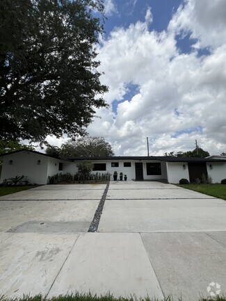 Building Photo - 8530 SW 97th Rd