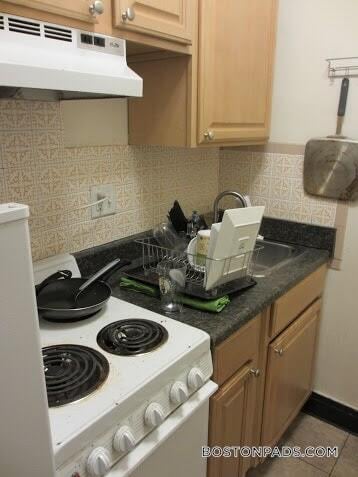 Building Photo - 41 Bay State Rd