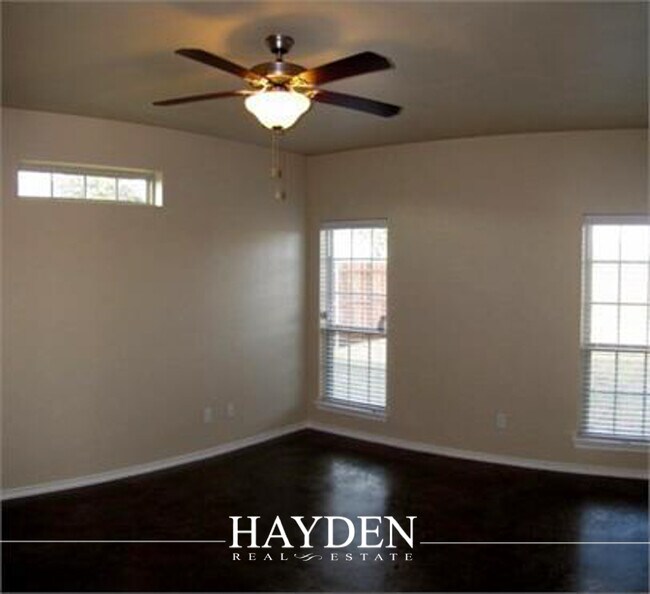 909 Sundance Rd Unit 1, Stephenville, TX 76401 Room for Rent in Stephenville, TX