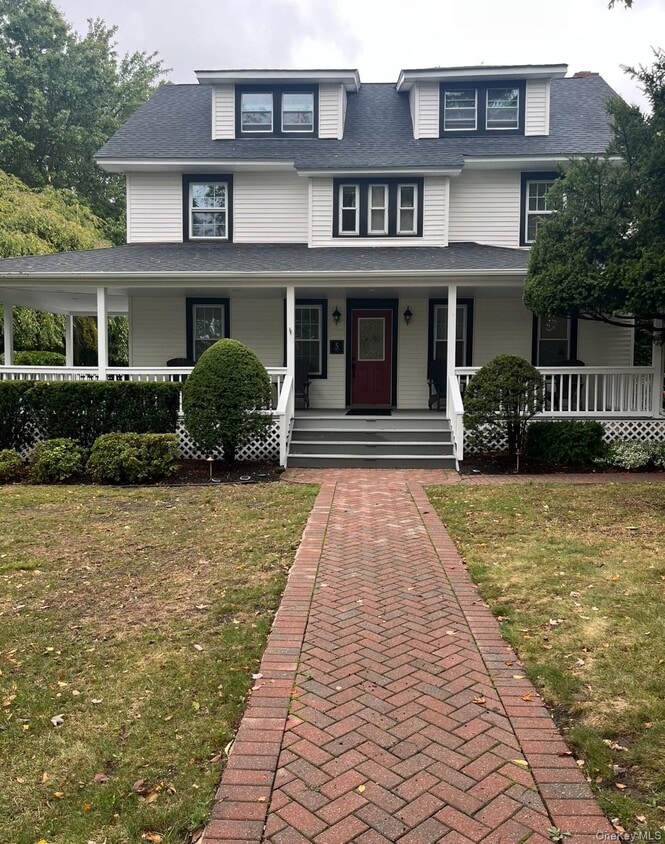 Foto principal - 5 Maplewood Rd