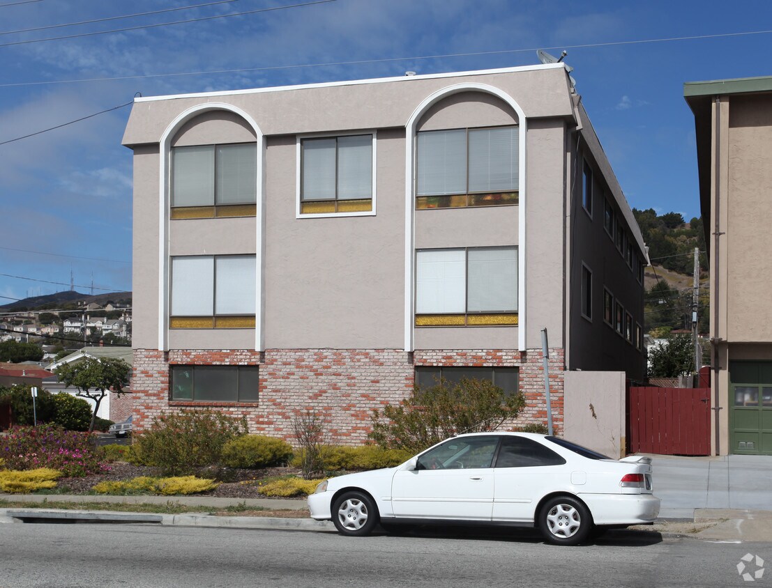 Foto del edificio - 300 Orange Ave