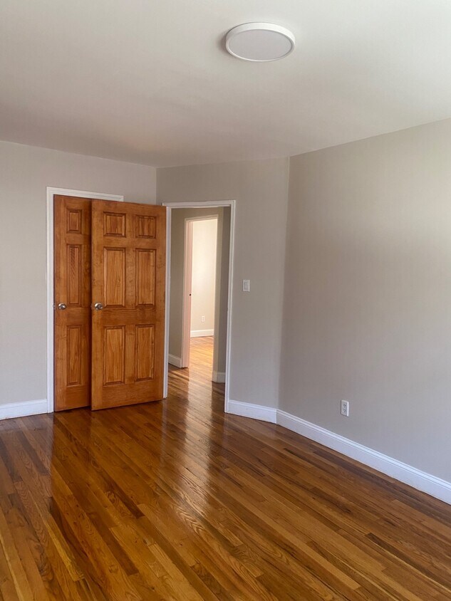 39 Paerdegat 3rd St, Brooklyn, NY 11236 House Rental in Brooklyn, NY