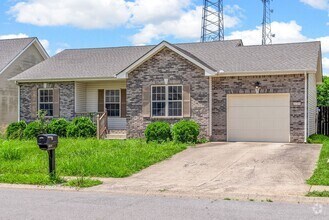Building Photo - 2611 Cider Dr
