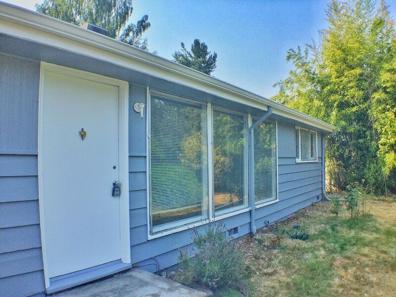 Primary Photo - Cute Pinehurst Home for Lease- 2 Bedrooms ...