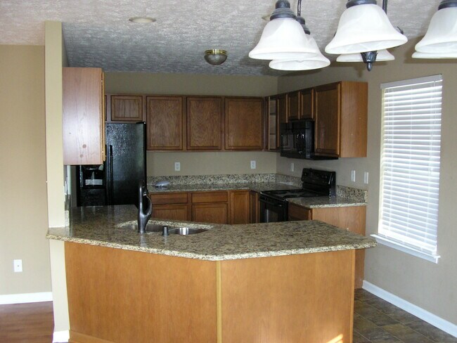 Building Photo - 403 Cedar Hollow Dr