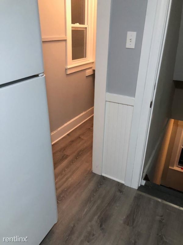 Building Photo - 2 br, 1 bath Apartment - 4 7th St