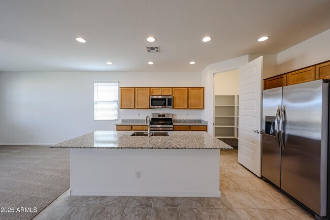 Building Photo - 25274 N 172nd Ln