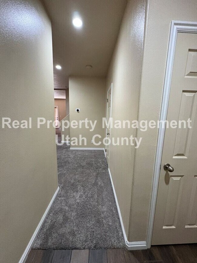 Foto del edificio - 1643 W 140 N