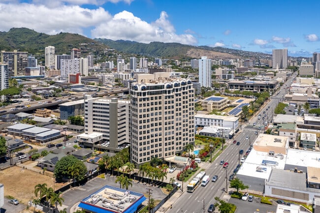 Aerial Photo - Queen Victoria Condominiums