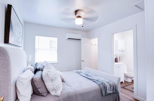 Foto del edificio - 933 Hackberry Ave