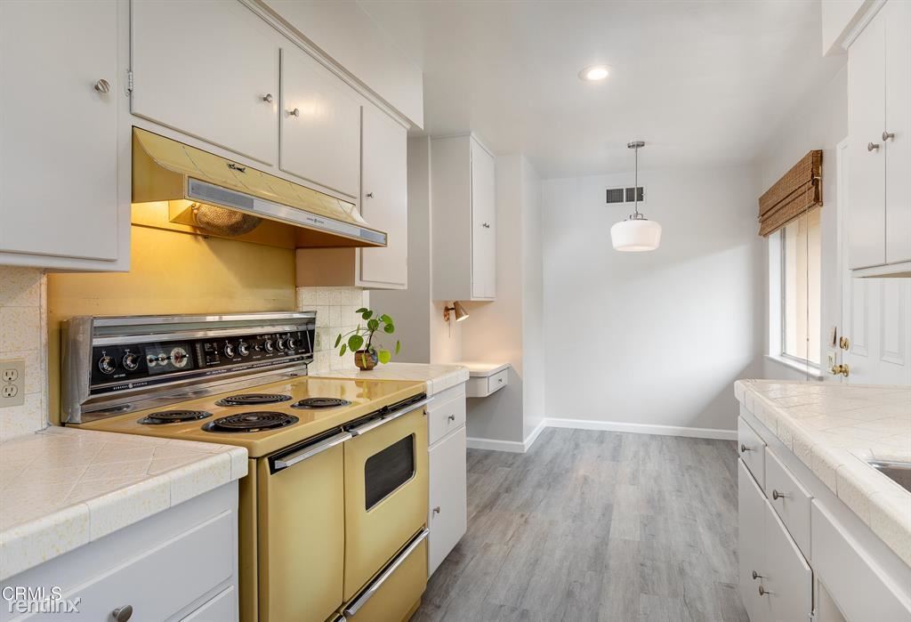 Foto principal - 2 br, 2 bath Condo - 2393 El Molino Ave