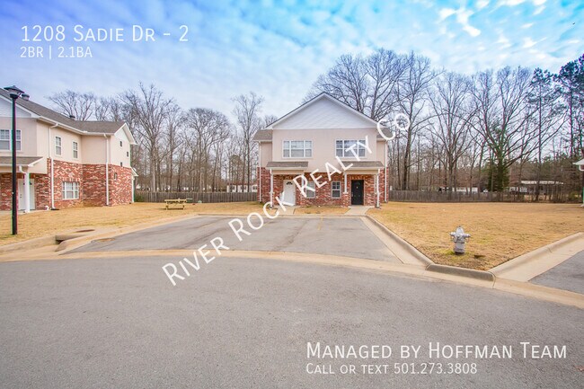 Building Photo - 1208 Sadie Dr
