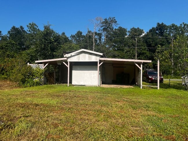 Photo - 2 Bedroom 2 Bath Single Wide Mobile Home