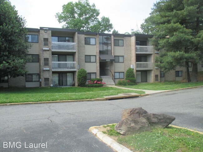 Building Photo - 2 br, 1 bath House - 6303 Hil Mar Drive  U...