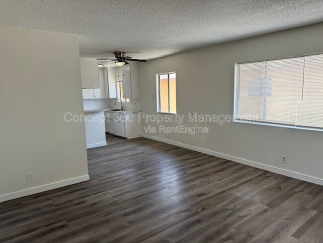 Foto del edificio - 10420 Imperial Hwy.