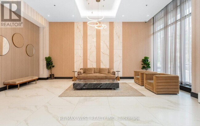 Photo du bâtiment - 4070 Confederation Pkwy