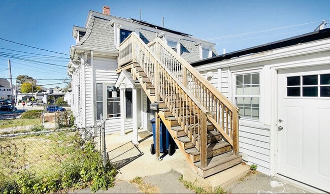 Building Photo - 187 Washington St