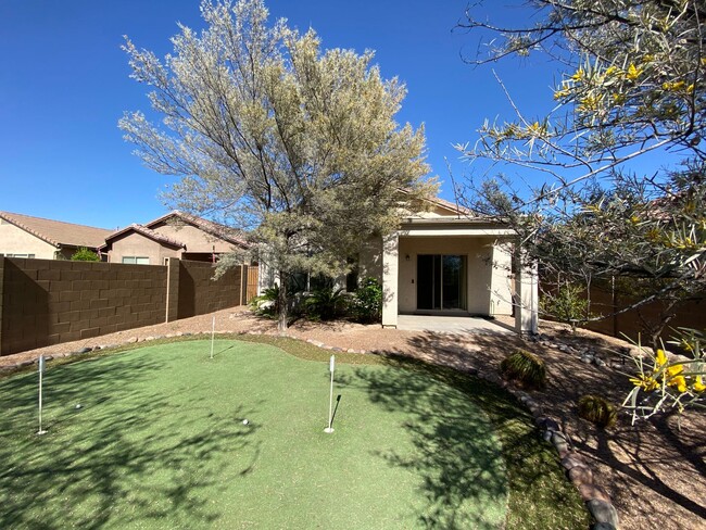 Foto del edificio - Anthem home coming soon!