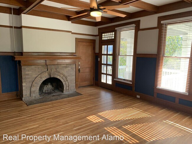 Building Photo - 3 br, 1 bath House - 417 Maverick St