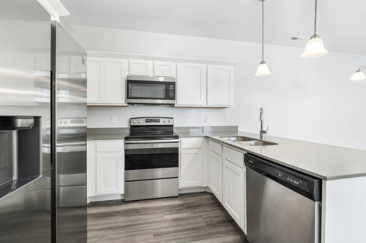 Beautiful 3BR Condo in Riverton - Move-In Ready - Beautiful 3BR Condo in Riverton - Move-In Ready