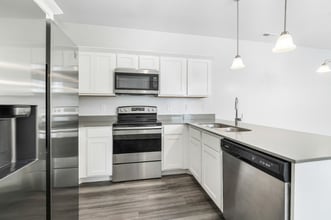Building Photo - 13528 Commodus Dr