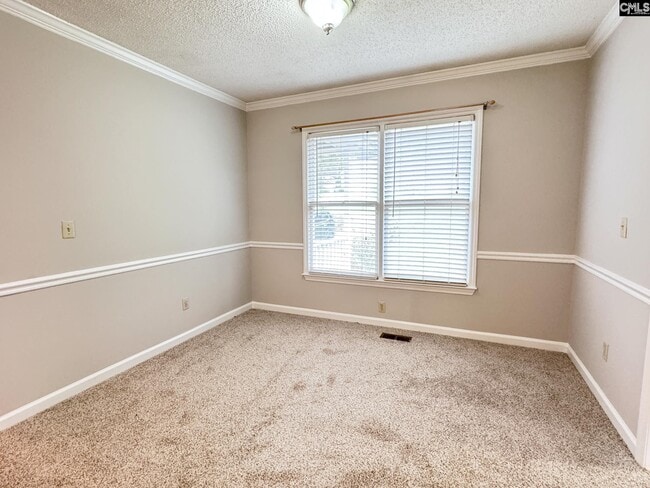 Building Photo - 116 Botany Dr