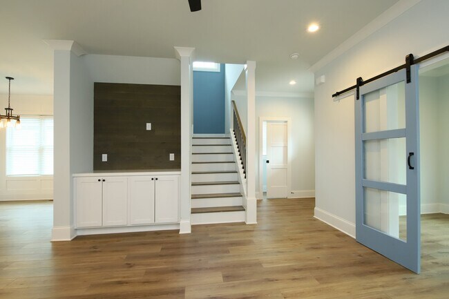 Building Photo - 1708 Gunter St