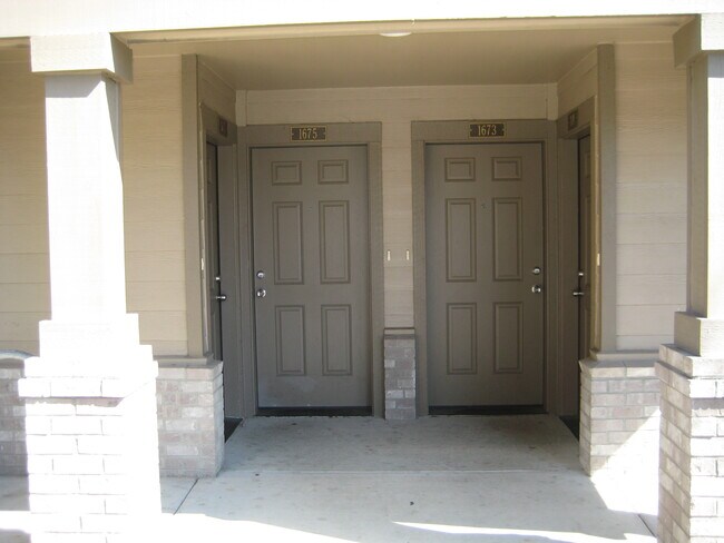 Foto del edificio - 1677 NW Jackson Ave