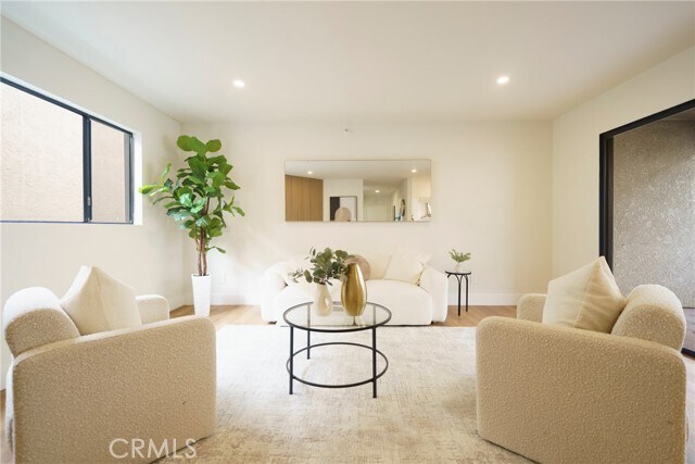 Foto del edificio - 14927 Condon Ave