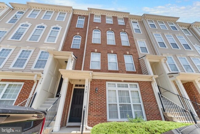 Building Photo - 938 Pine Forest Ln