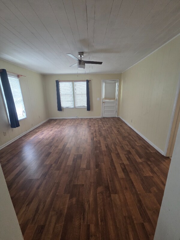 Building Photo - 1550 Doehler Ave