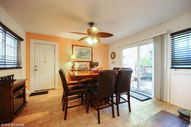 Foto del edificio - 613 Greenwood Rd