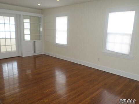 Building Photo - 126 Allenwood Rd