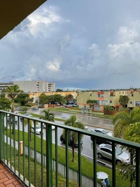 Foto del edificio - 9405 W Flagler St