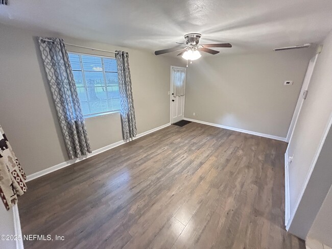 Foto del edificio - 3958 Hunter Cir